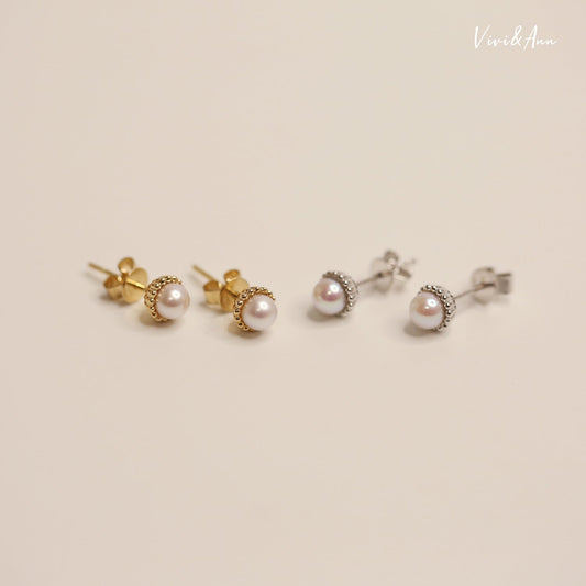 Signature Floral Akoya Pearl Stud Earrings 14K Gold