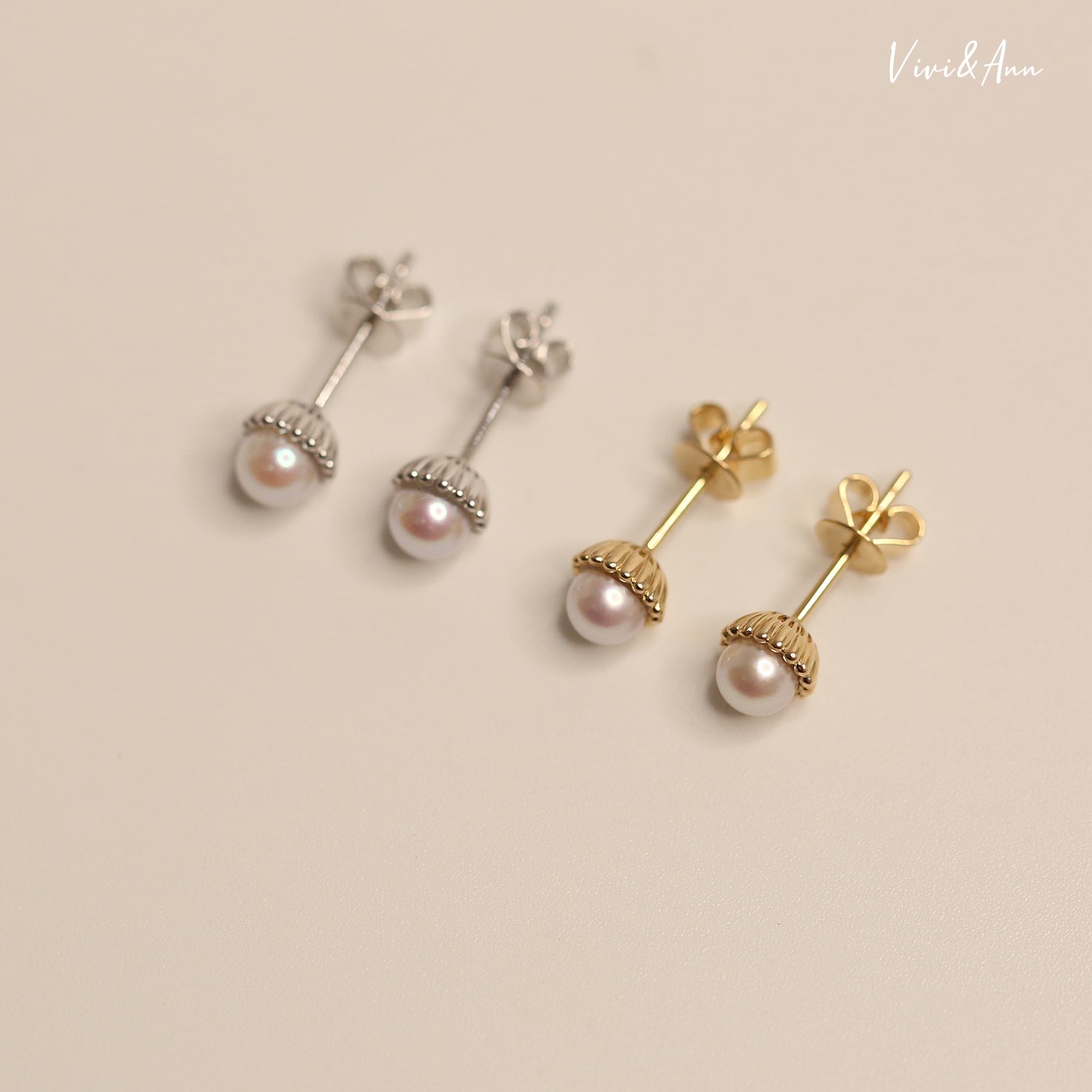 Signature Floral Akoya Pearl Stud Earrings 14K Gold