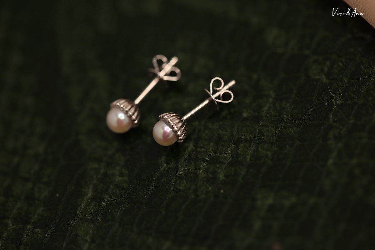 Signature Floral Akoya Pearl Stud Earrings 14K Gold