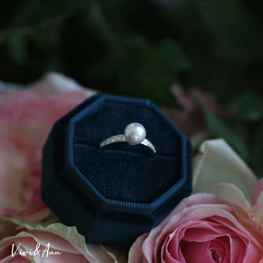 Made to Order - Solid 18K Gold Premier Akoya Pearl Diamond Ring