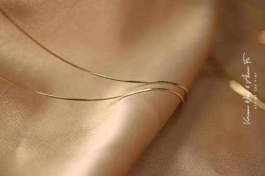 Silky ultra thin 18k gold necklace