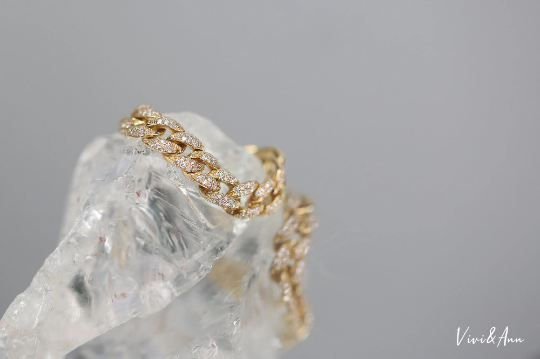 Fine Jewelry Soft Armor Solid 18K Gold Diamond Pave Mini Link Ring
