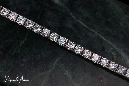 Made to Order - Classic Diamond Tennis Bracelet 18K Gold